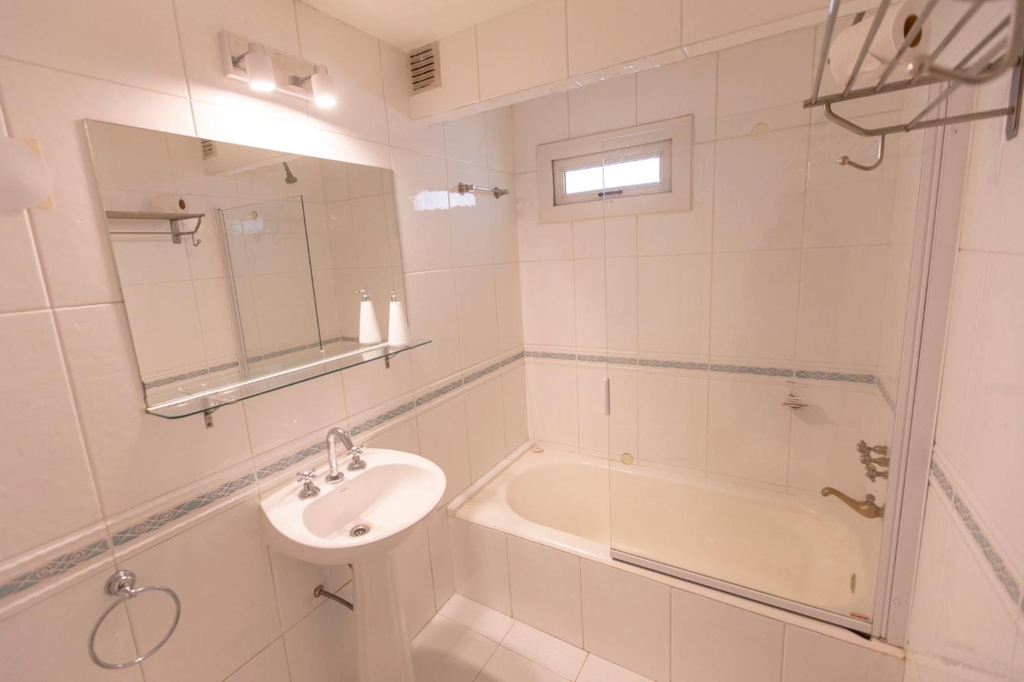El Misti Coliving Obelisco Hotel Буенос Айрес Екстериор снимка